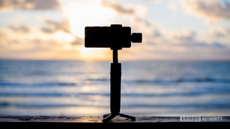 The best gimbals for iPhone or Android in 2024